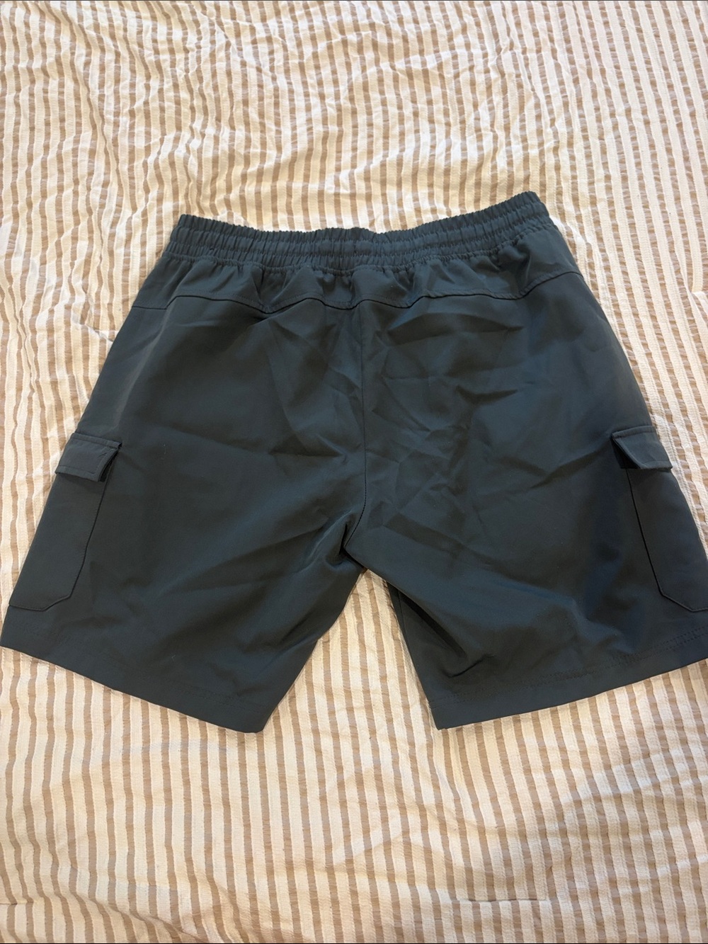 Men's Cargo Drawstring Shorts - Dark Green - Picture 3 of 3